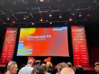 Cutting Through Media Complexity with Measurement